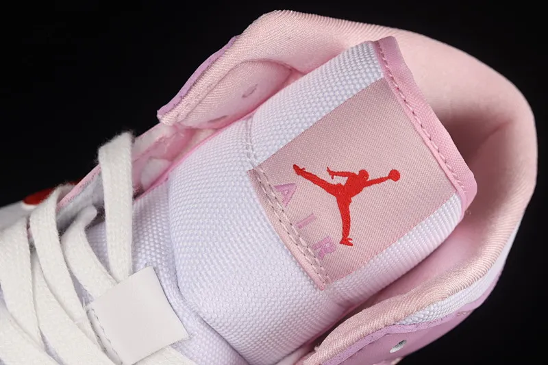 All categories Air Jordan Jordan series basketball shoes Air Jordan 1 Mid Z version Air Jordan 1 Mid "Valentine’s Day" AJ1 Joe 1 Valentine’s Day Chinese basketball shoes DR0174-500